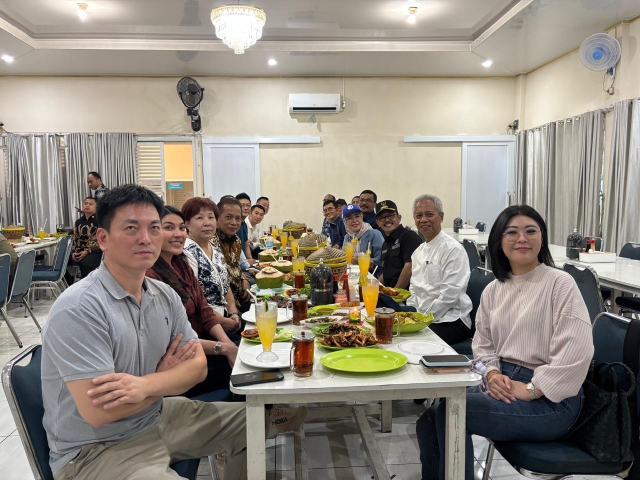 1000361861 feri makan siang kodeko