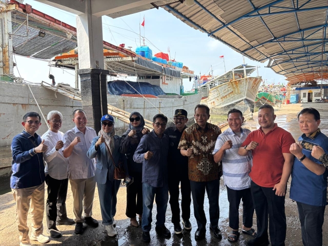 1000361862feri karangsong