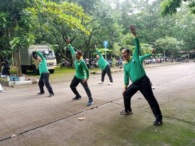 Tutor pkbm senam ceria