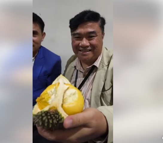 durian hitam pak dirut